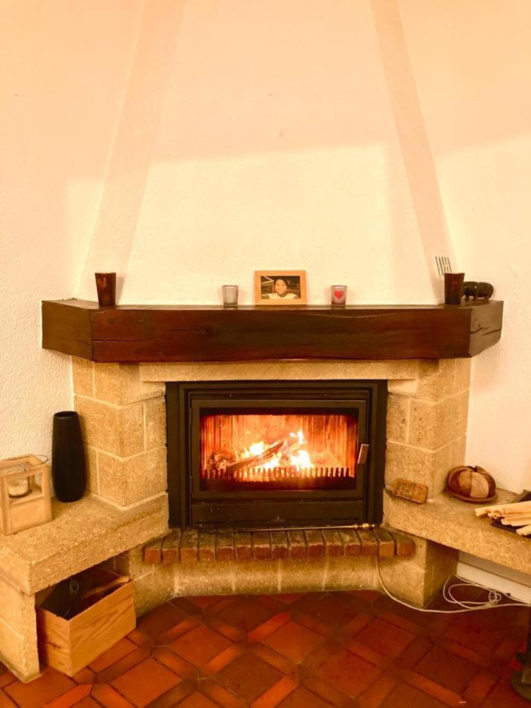 Cheerful Villa With Fireplace, Bath-Tub And Garden Noville Ngoại thất bức ảnh